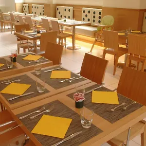 3* מלון Best Western Globus